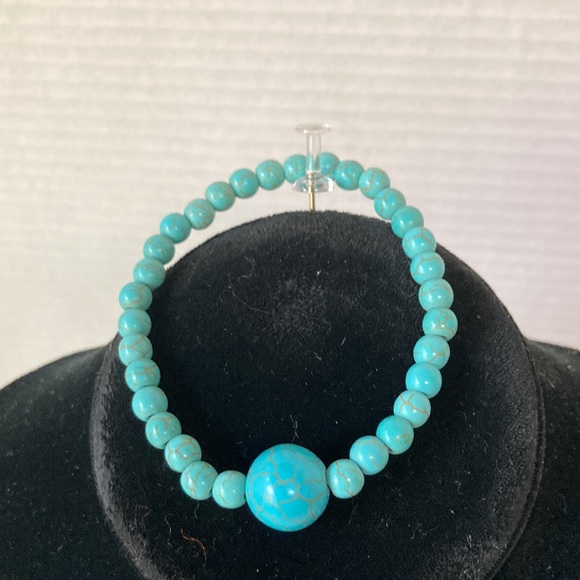 Turquoise Beaded Bracelet with Round Turquoise Accent One size fits most 7.5 in - Picture 2 of 13